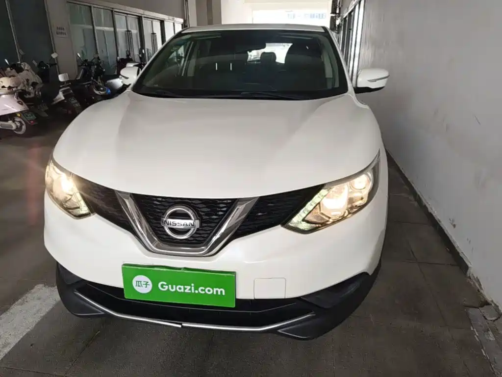 Nissan Qashqai — миниатюра 3