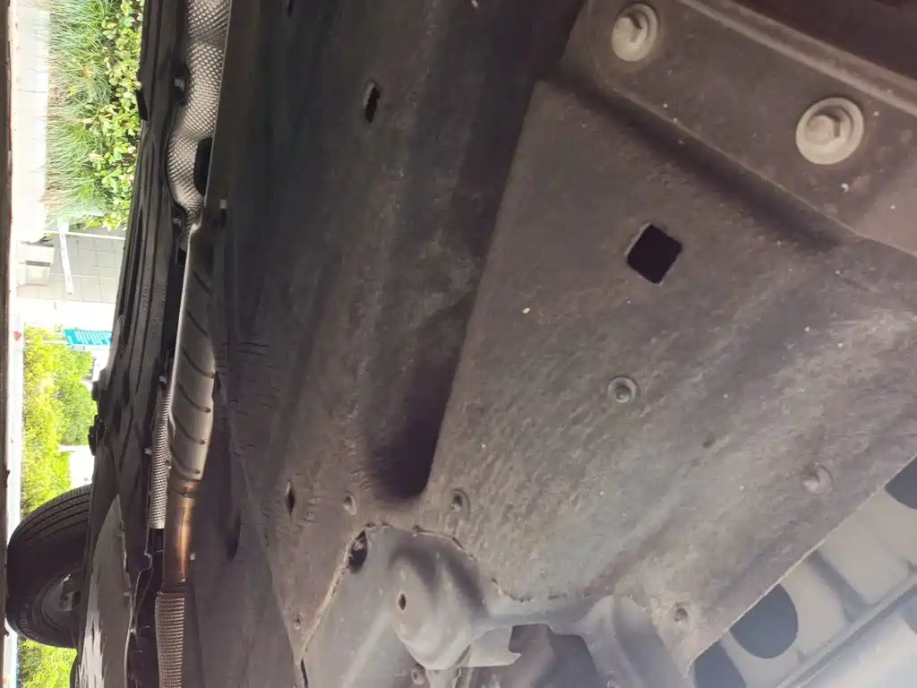 Land Rover Defender — миниатюра 17