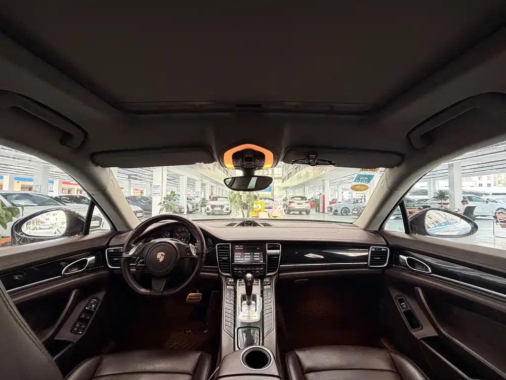 Porsche Panamera — миниатюра 14