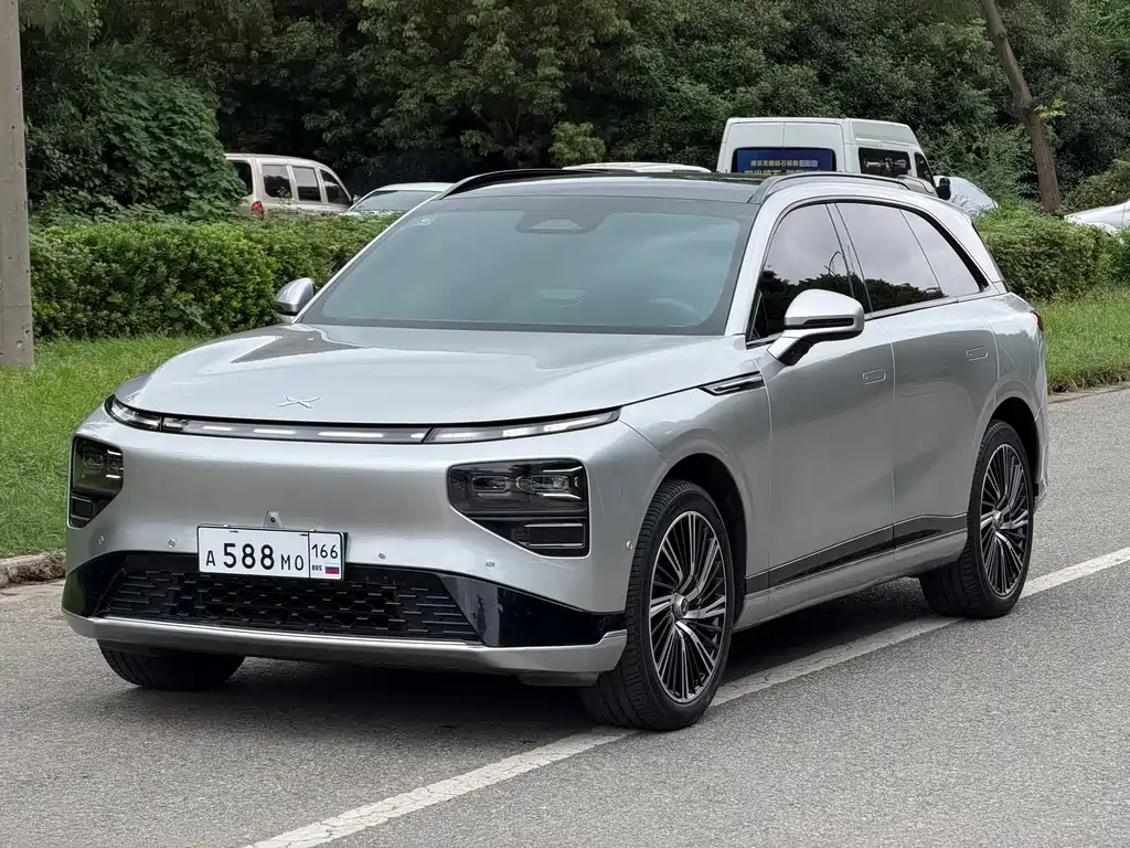 XPeng G9