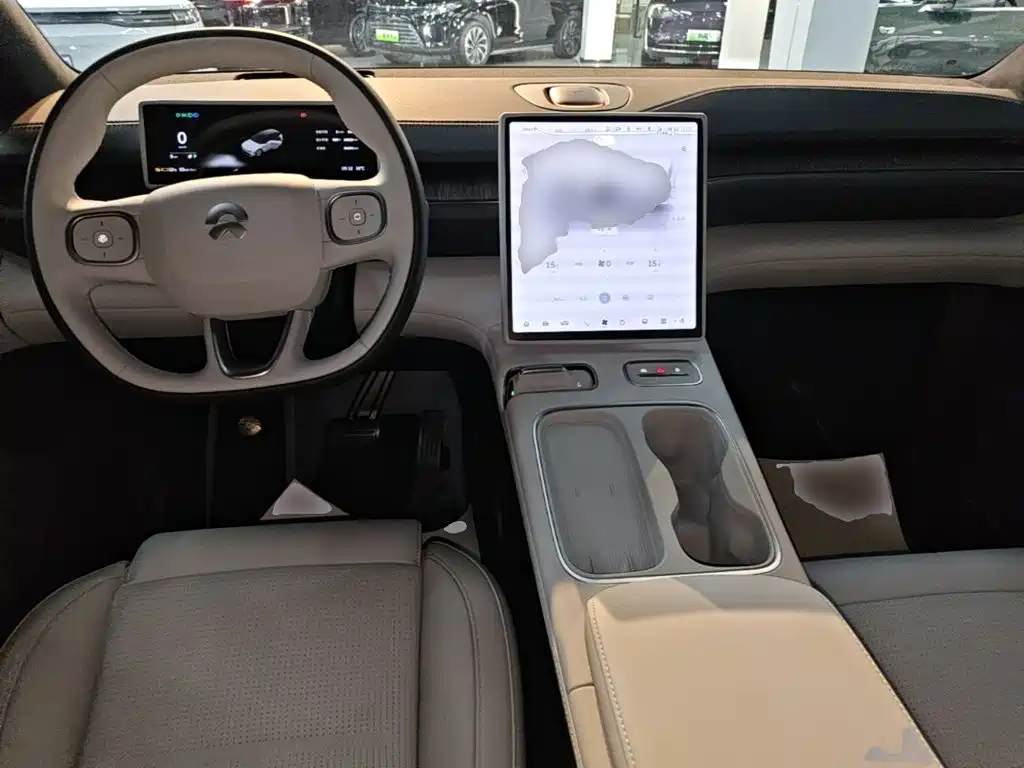 NIO ES6 — миниатюра 10