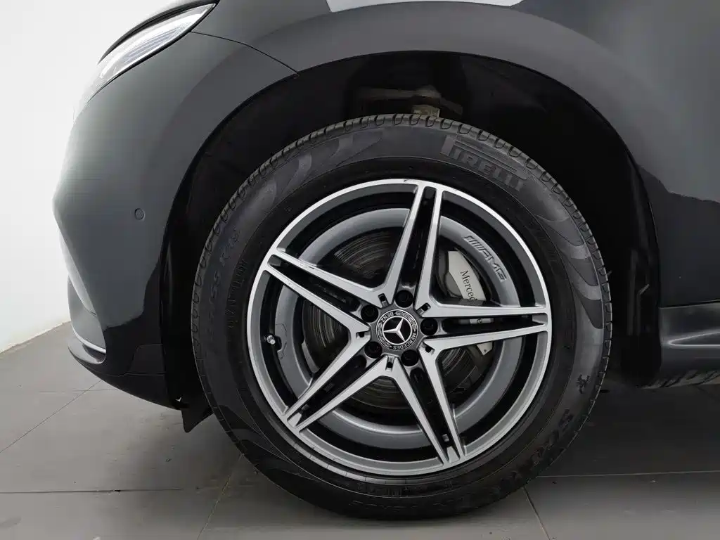 Mercedes-Benz EQC — миниатюра 17