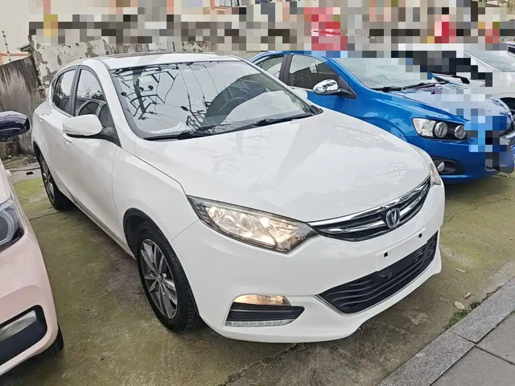 Changan Eado XT — миниатюра 4