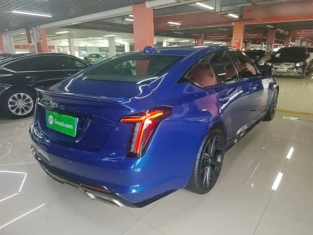 Cadillac CT5 — миниатюра 7