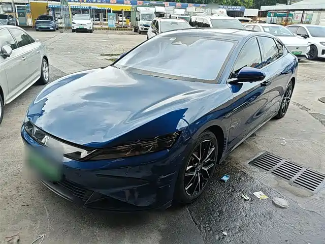 2022 BYD Han