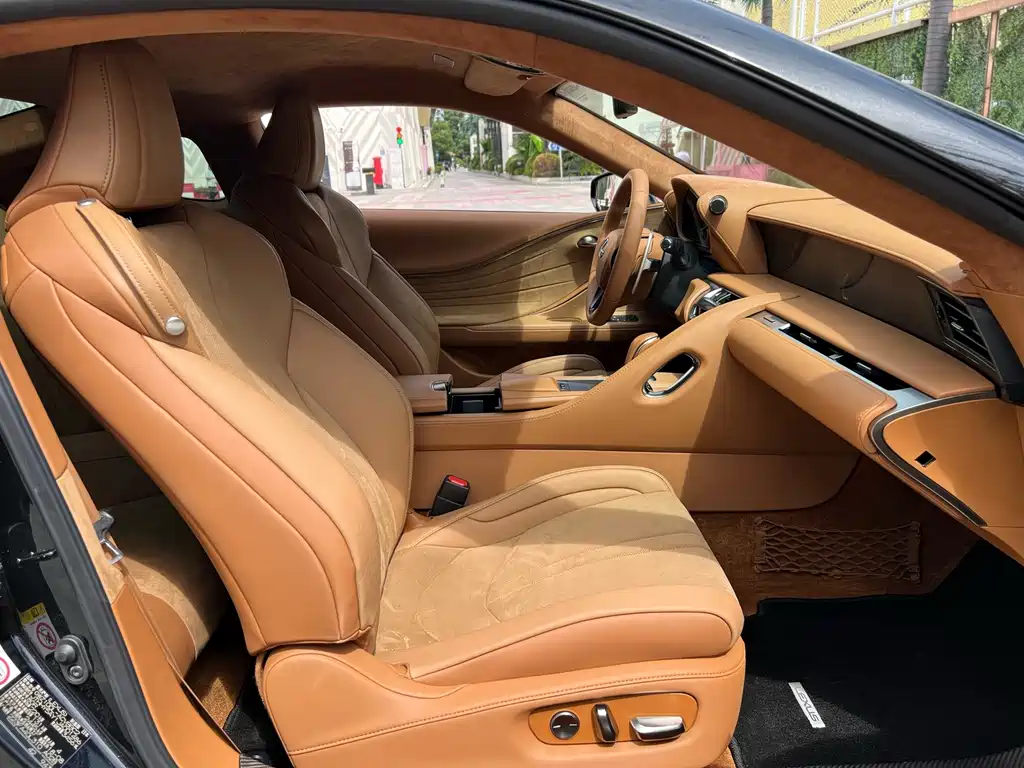 Lexus LC — миниатюра 12
