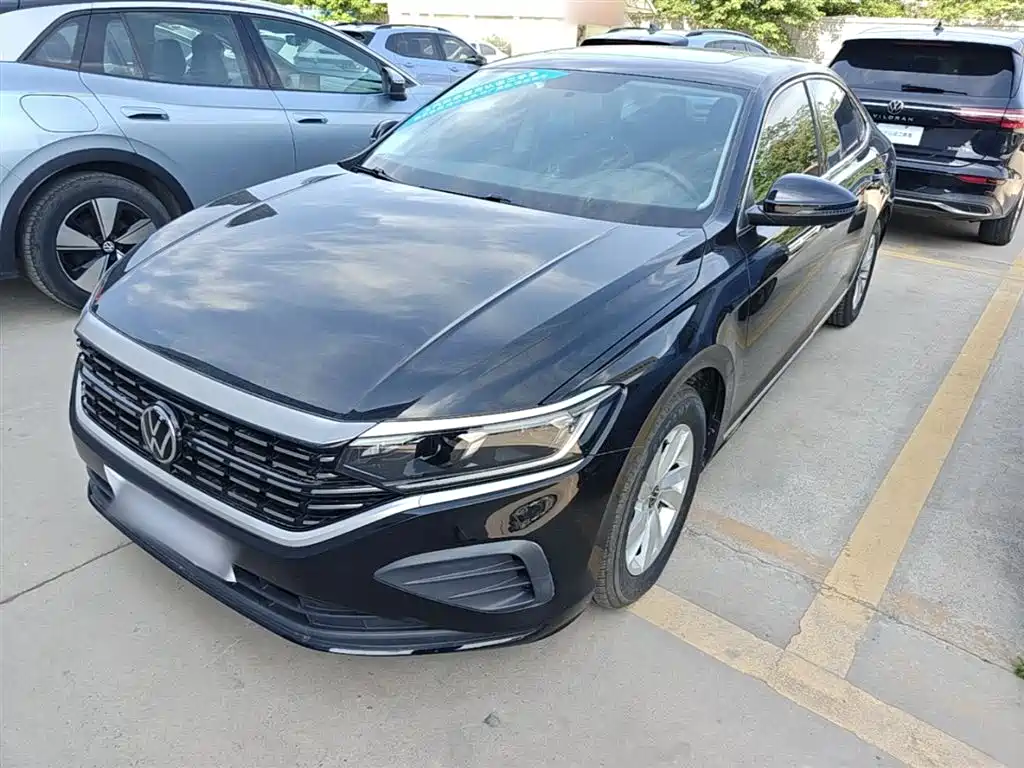 Volkswagen Passat 2025 280TSI