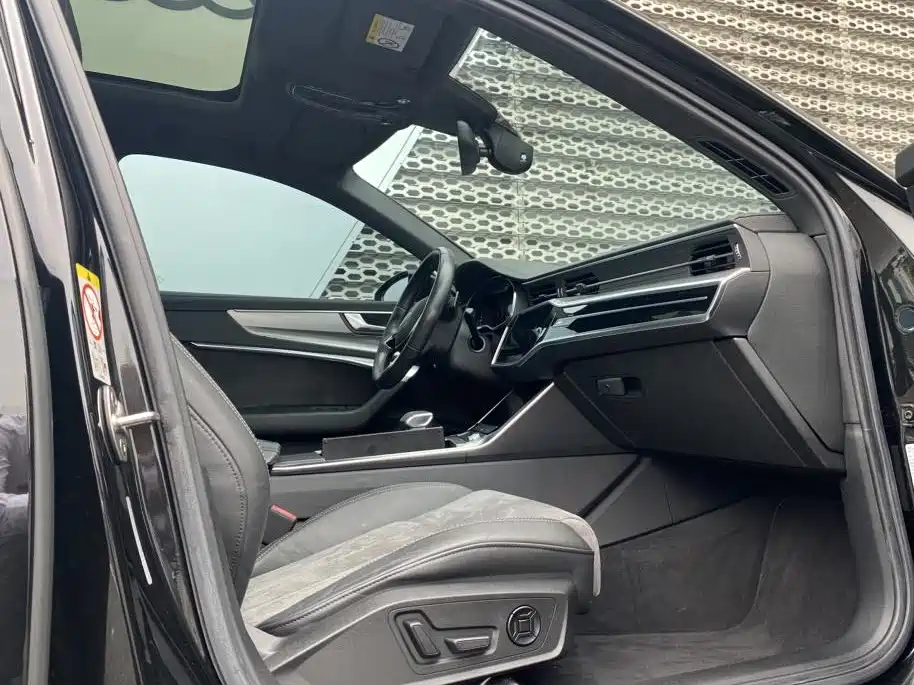 Audi A6L — миниатюра 9