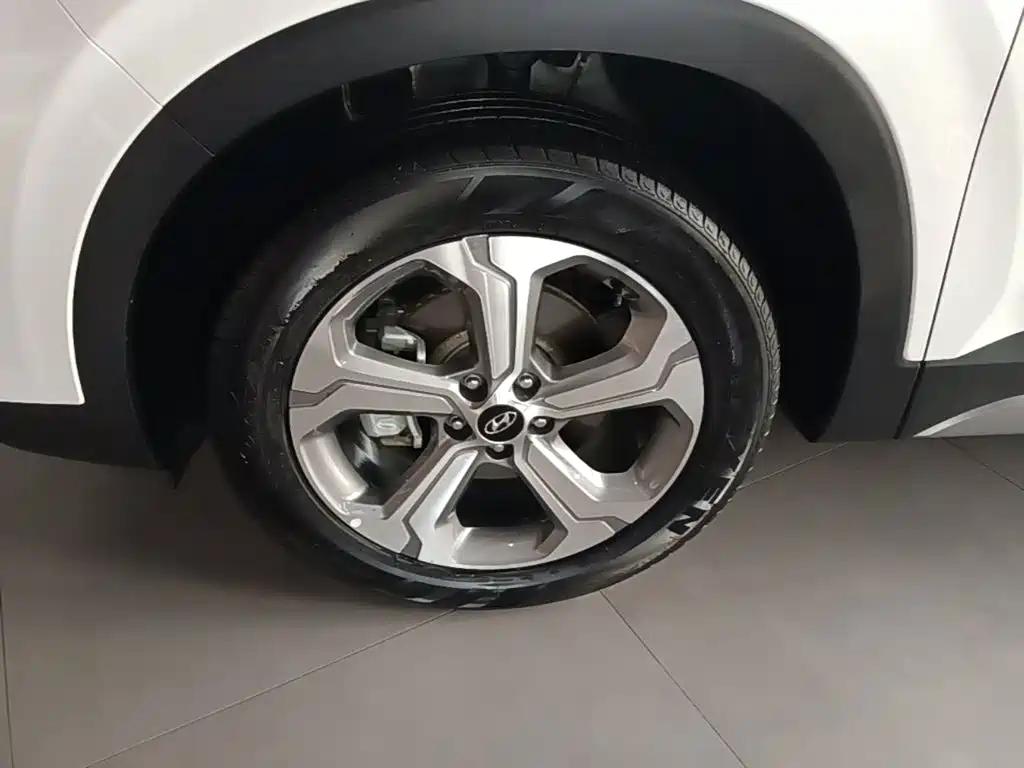 Hyundai Santa Fe — миниатюра 23
