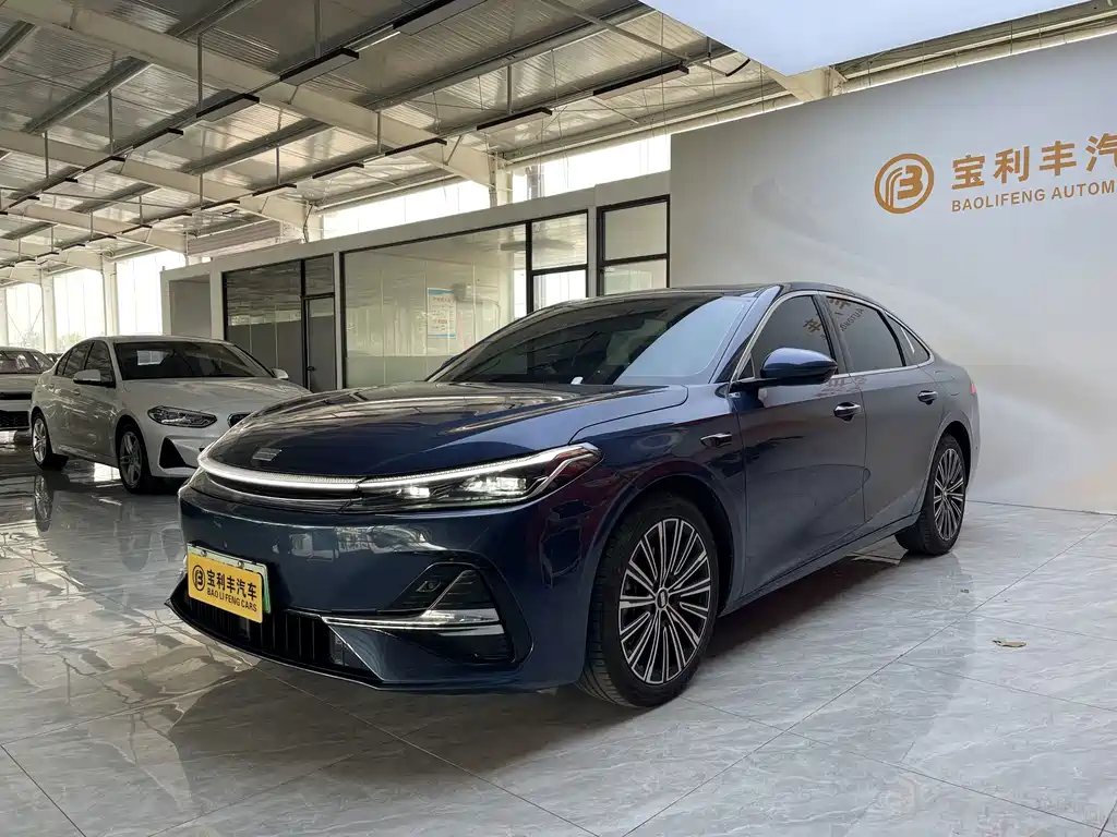 2025 Geely - zdjęcie 1 z 21