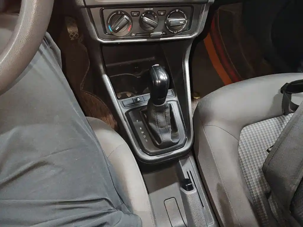Volkswagen Santana — миниатюра 14