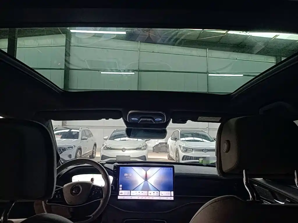 BYD Tang New Energy — миниатюра 18
