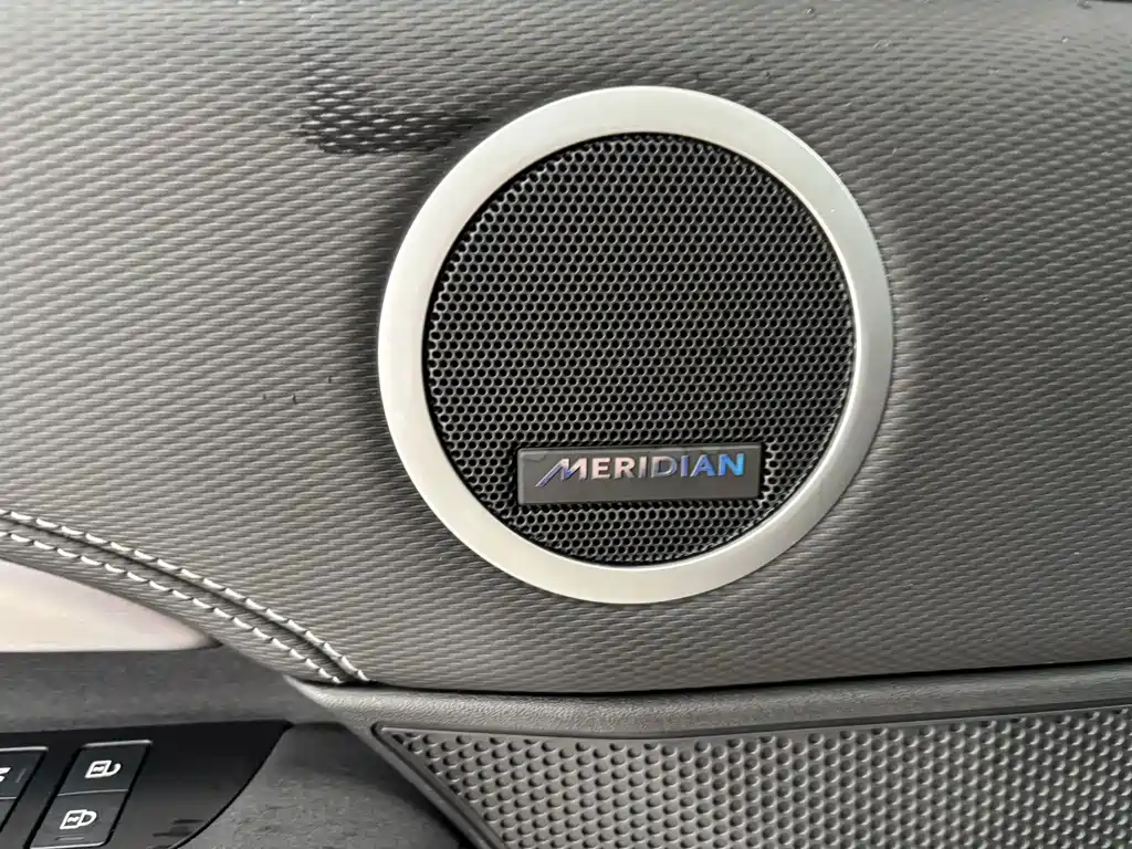 Land Rover Discovery — миниатюра 10