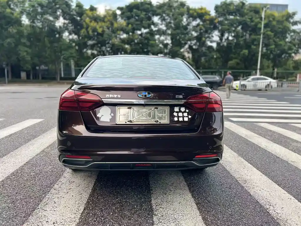 Geely Emgrand — миниатюра 5