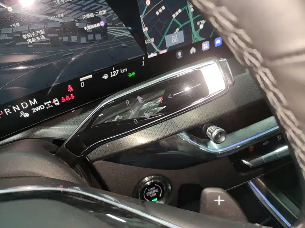 Cadillac XT5 — миниатюра 14