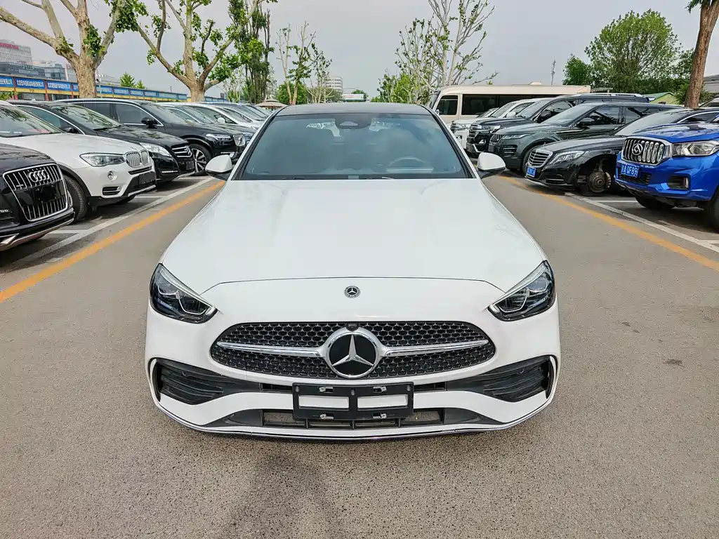 Mercedes-Benz C-Class — миниатюра 2