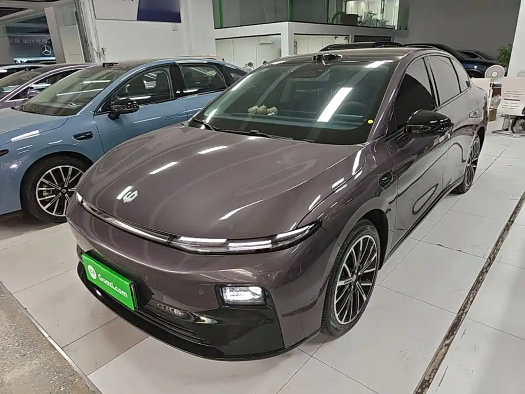 Leapmotor Ноль один.