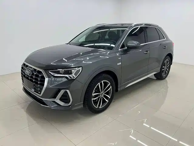 2022 Audi Q3