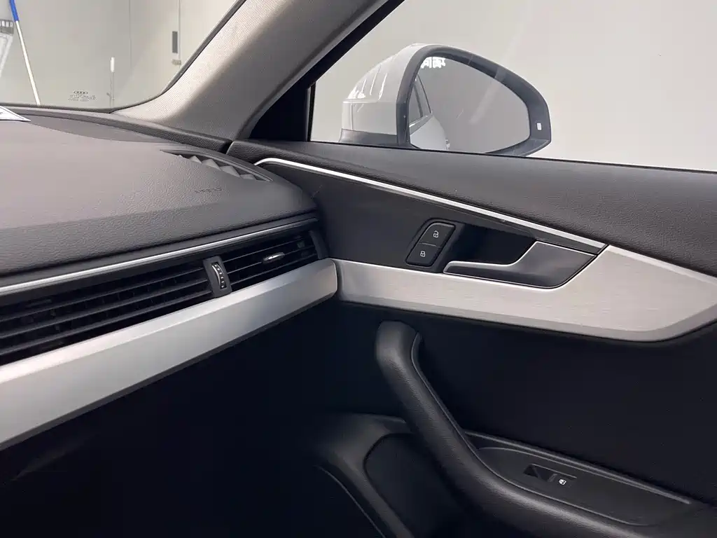 Audi A4L — миниатюра 31