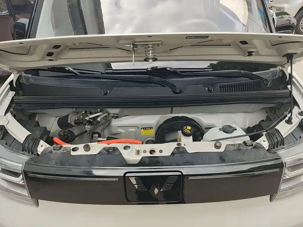 Wuling MINIEV — миниатюра 20