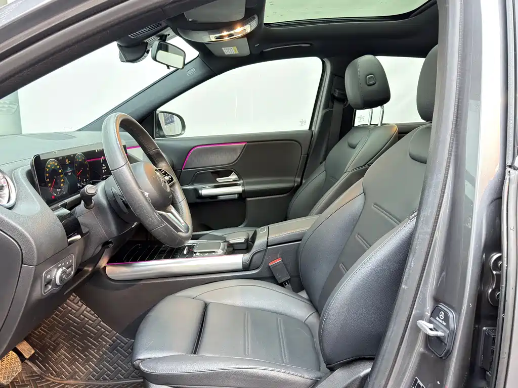 Mercedes-Benz GLA — миниатюра 9