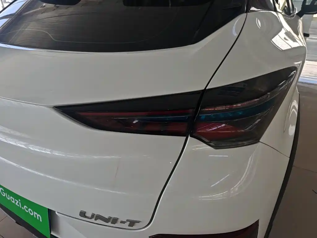 Changan UNI-T — миниатюра 24