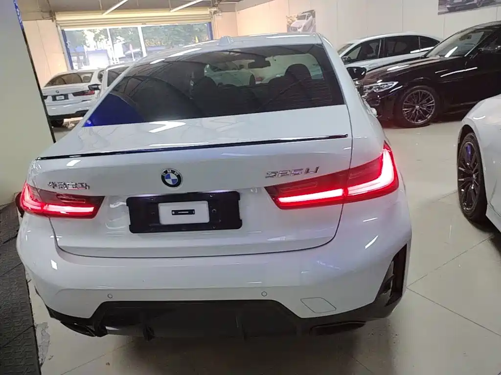 BMW 3 Series — миниатюра 6