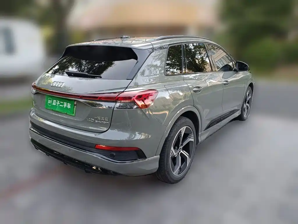Audi Q4 e-tron — миниатюра 14