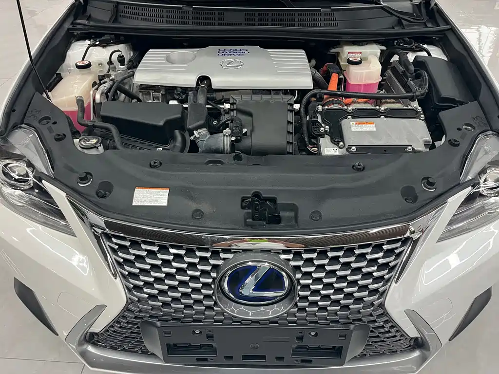 Lexus CT — миниатюра 14