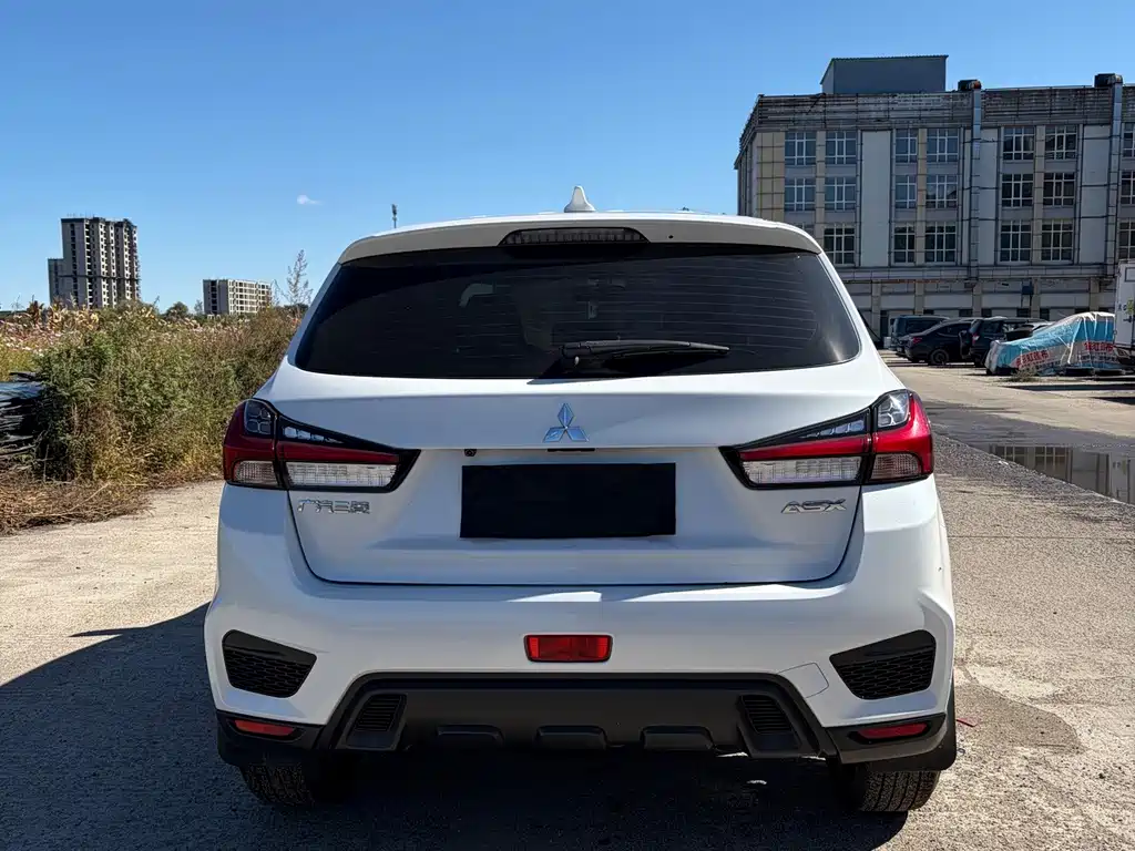 Mitsubishi ASX — миниатюра 10