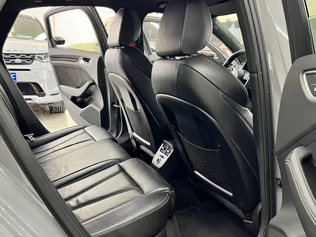 Audi RS 3 — миниатюра 15