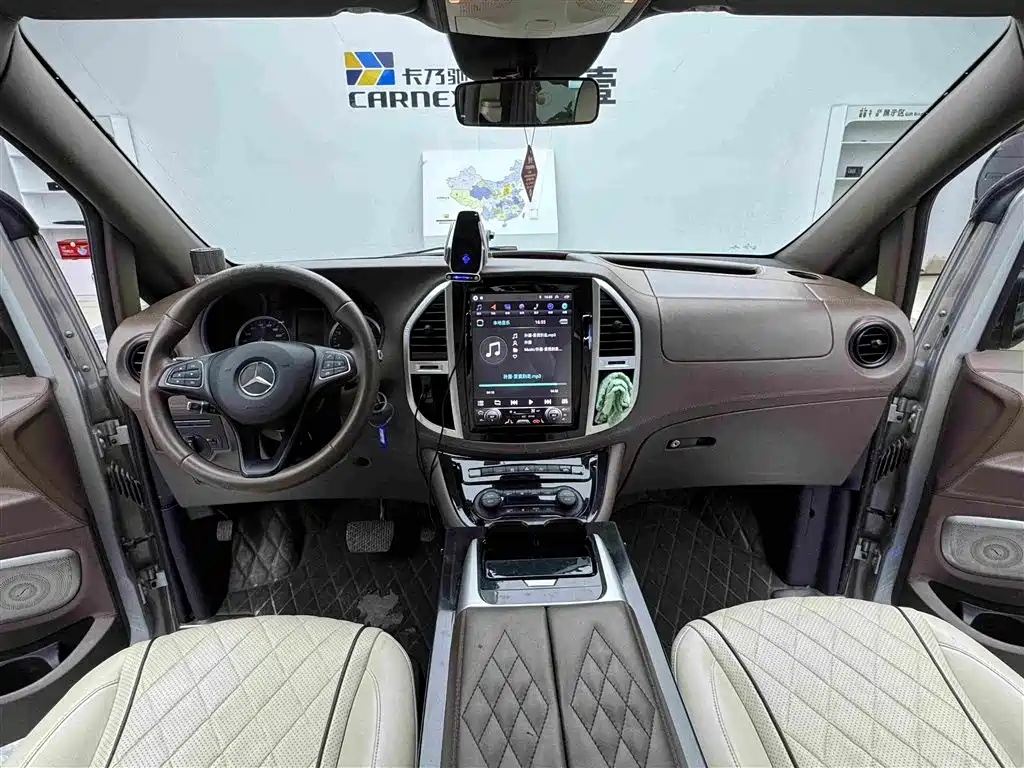 Mercedes-Benz Vito — миниатюра 10