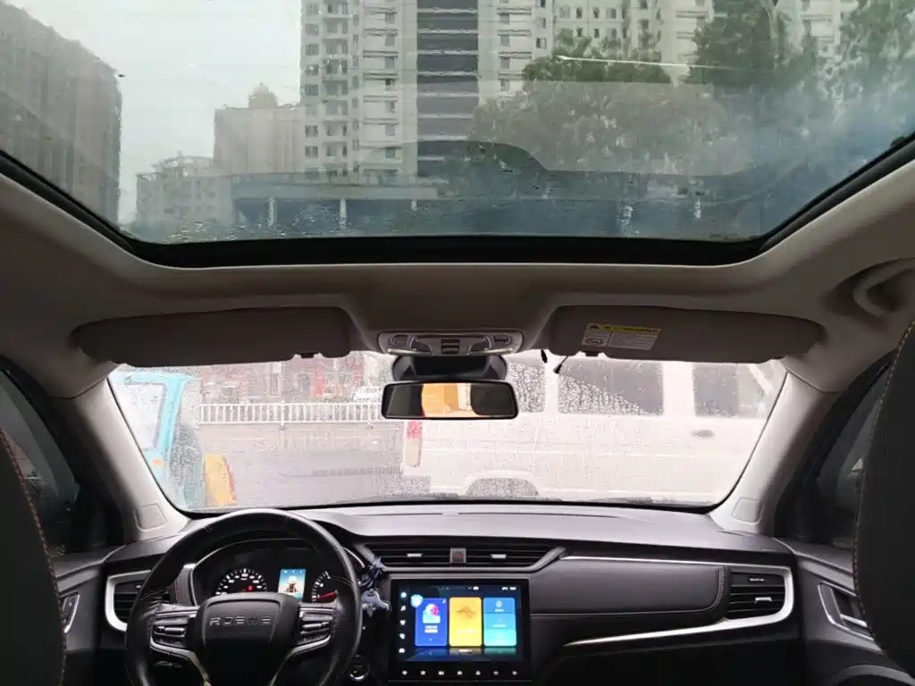 Roewe RX3 — миниатюра 18