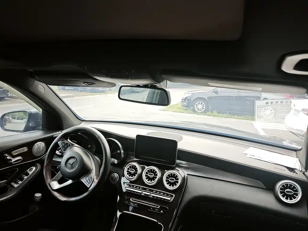 Mercedes-Benz GLC 2016 GLC 260 4MATIC