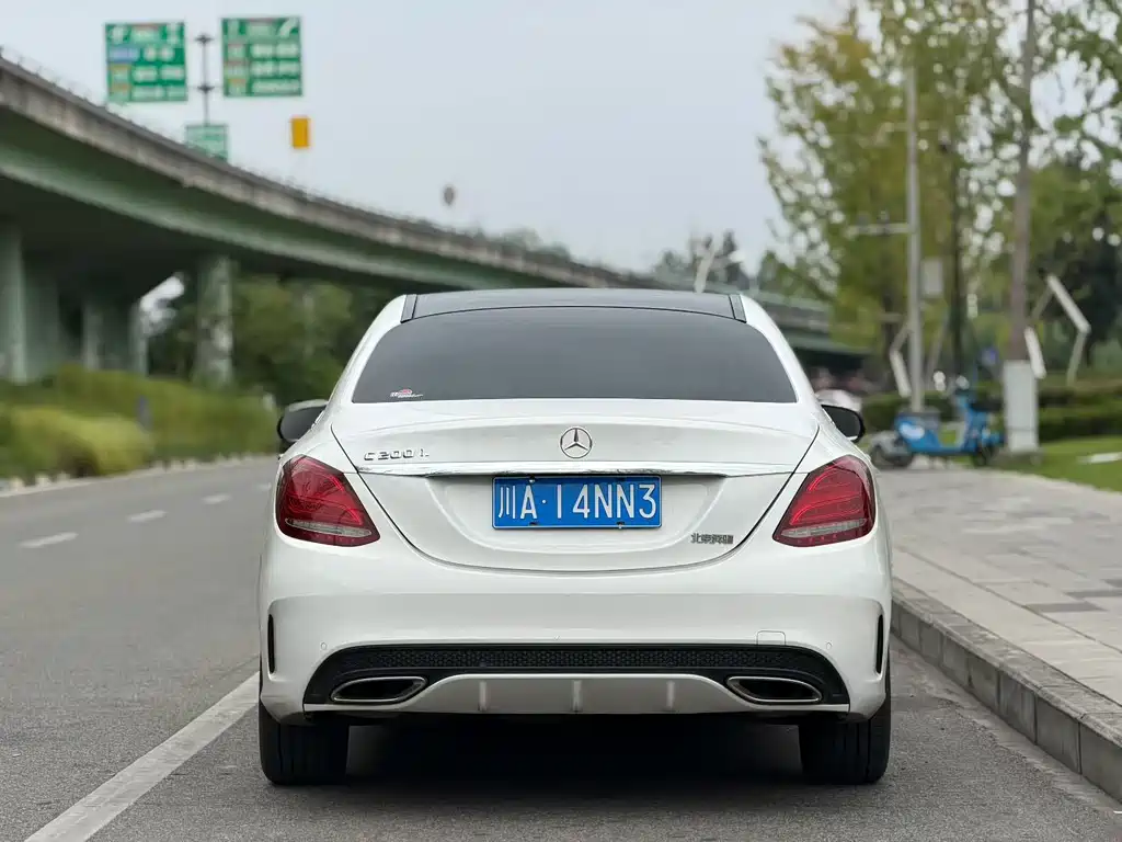 Mercedes-Benz C-Class — миниатюра 9