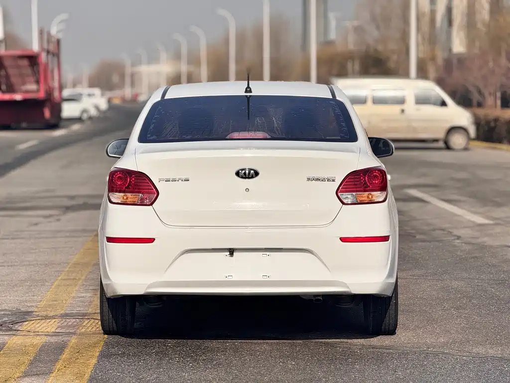 Kia Huanchi — миниатюра 30