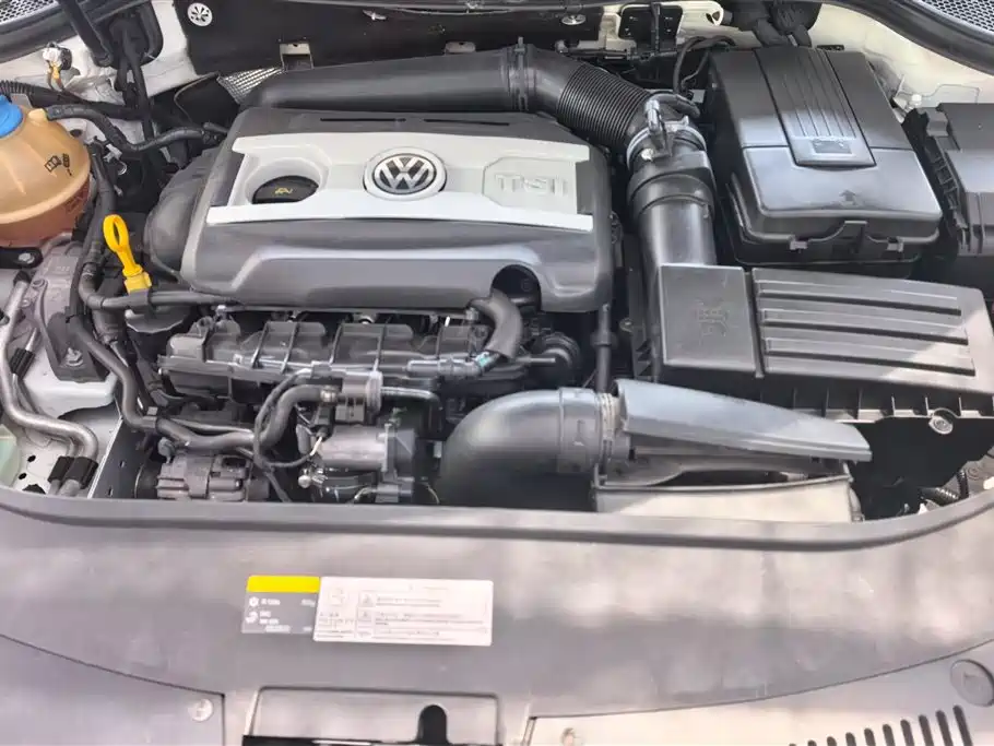 Volkswagen FAW - Passat CC CC 2016 1.8TSI Luxury