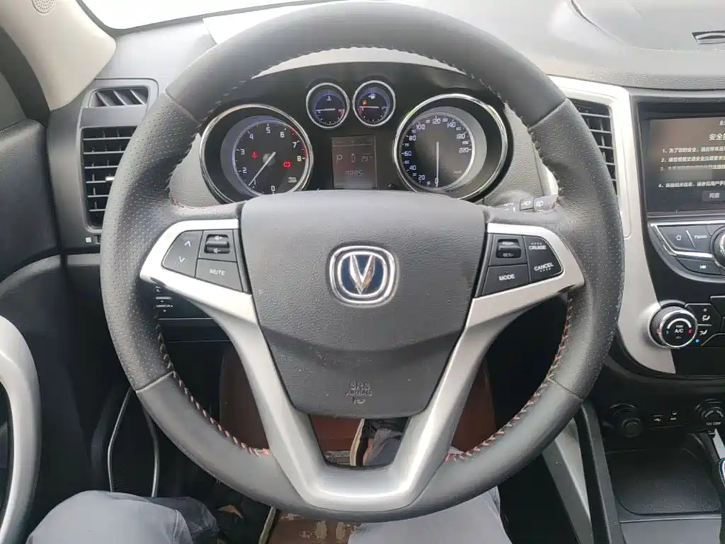 Changan CS35 — миниатюра 11