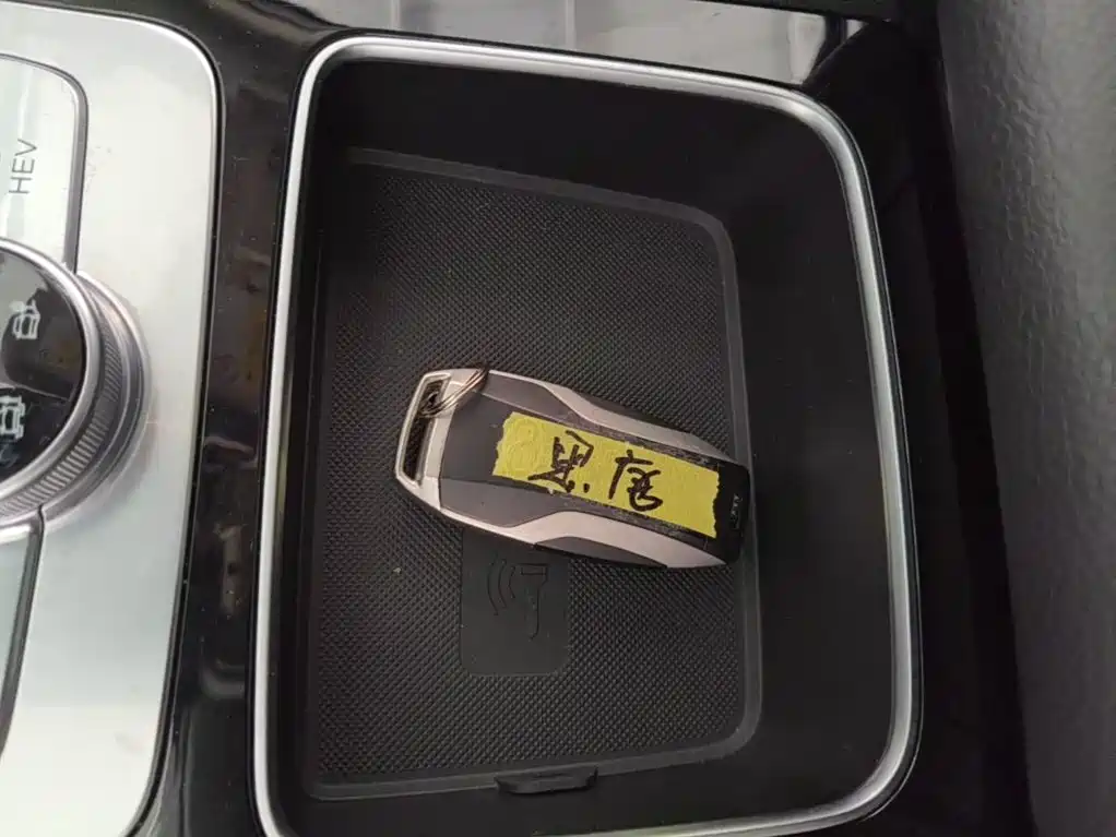 BYD Tang New Energy — миниатюра 9