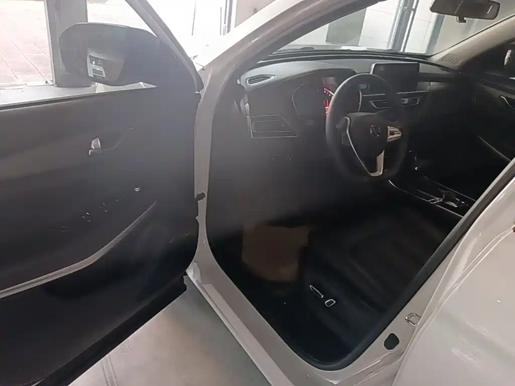 Changan CS75 — миниатюра 16