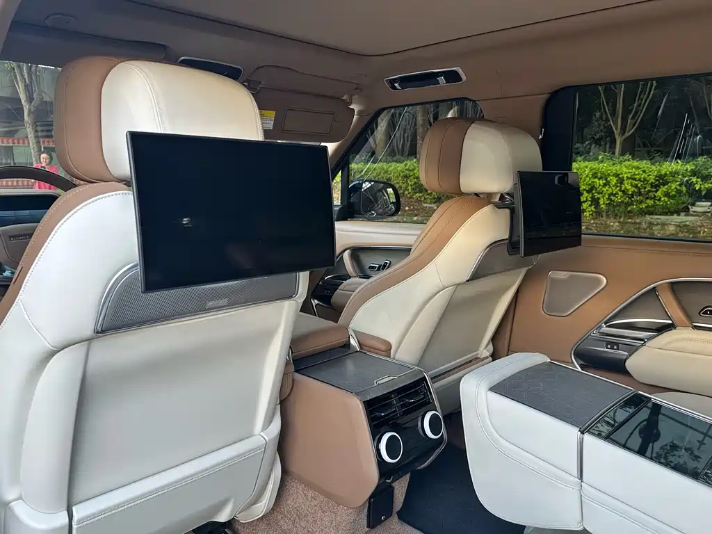 Land Rover Range Rover — миниатюра 7