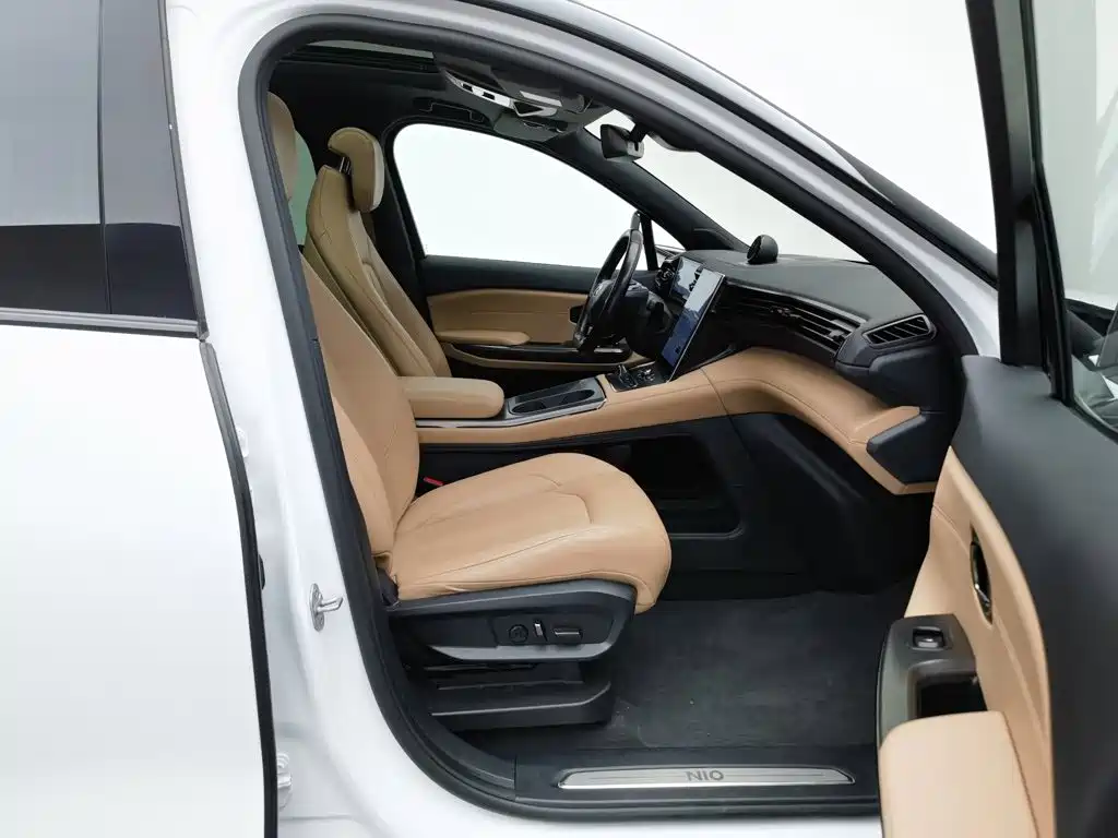 NIO ES6 — миниатюра 23