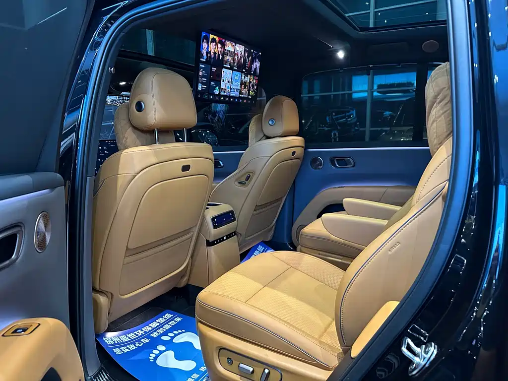 Li Auto i8 2025 Standard