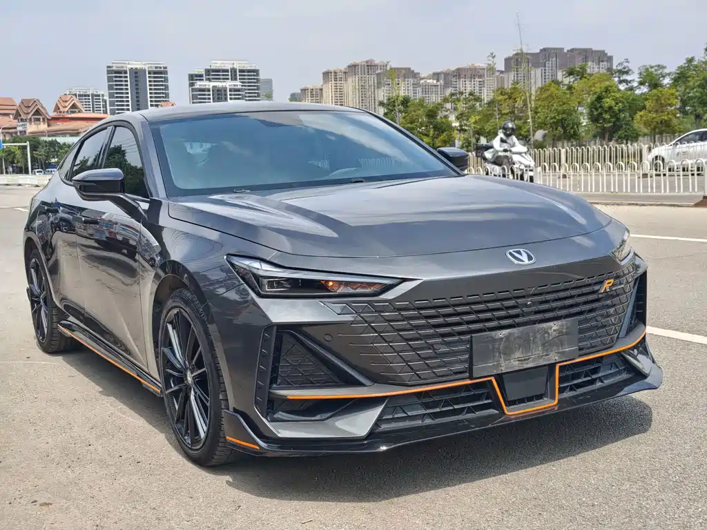 Changan UNI-V — миниатюра 3