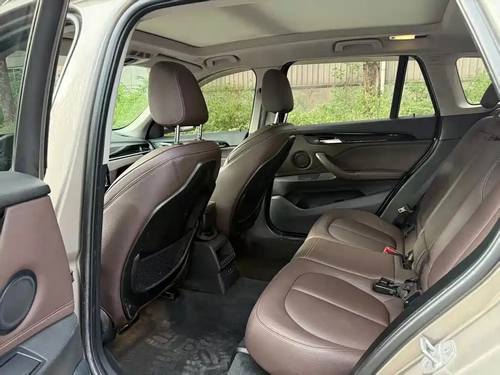 BMW X1 — миниатюра 6
