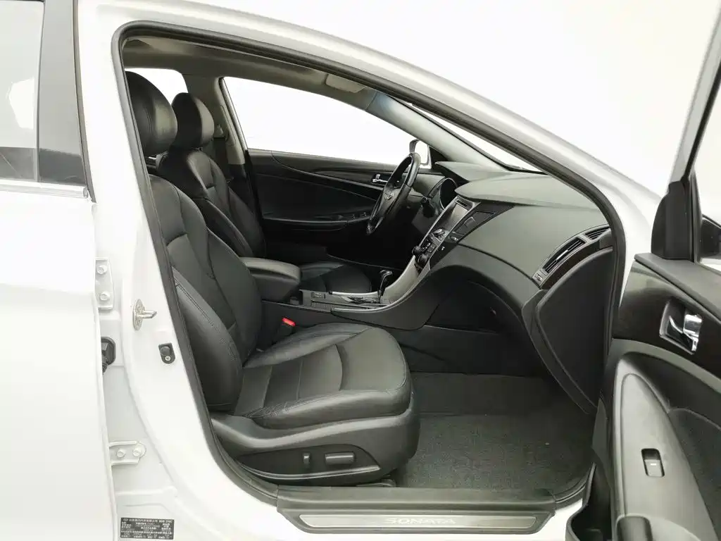 Hyundai Sonata — миниатюра 23