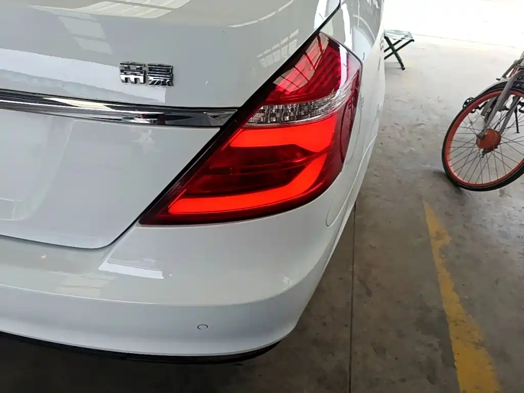 Geely Emgrand 2017 1.5L MT