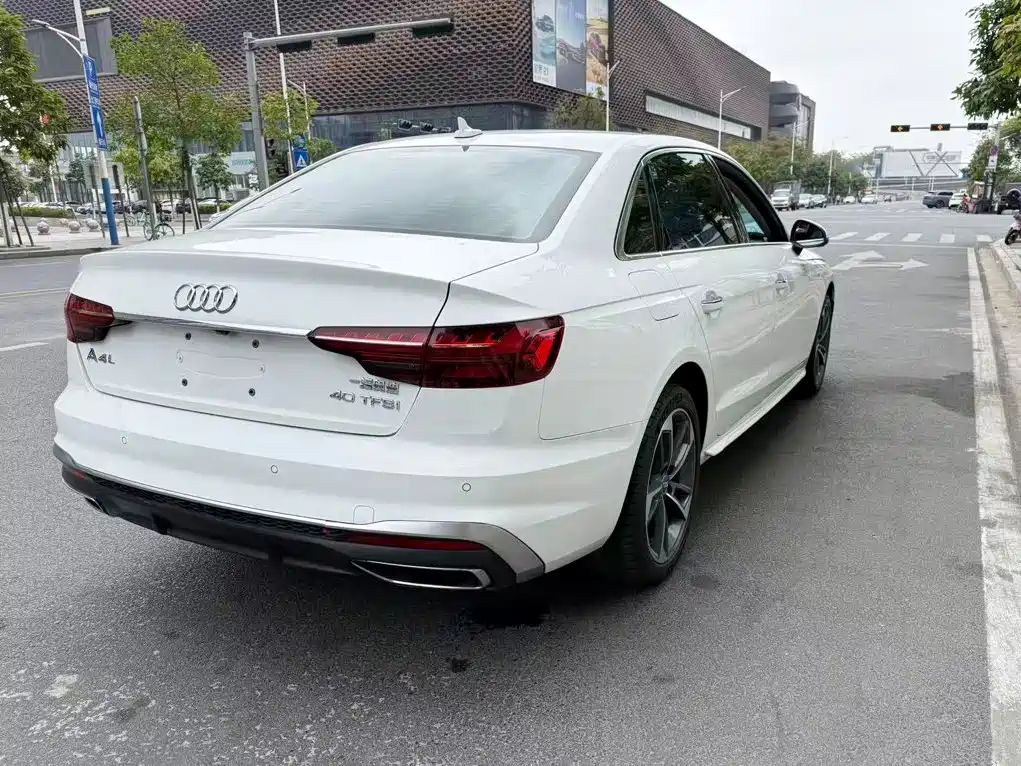 Audi A4L — миниатюра 9