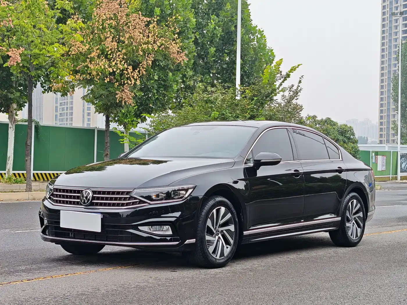 迈腾 2023款 200万辆纪念版 280TSI DSG舒适型 2024