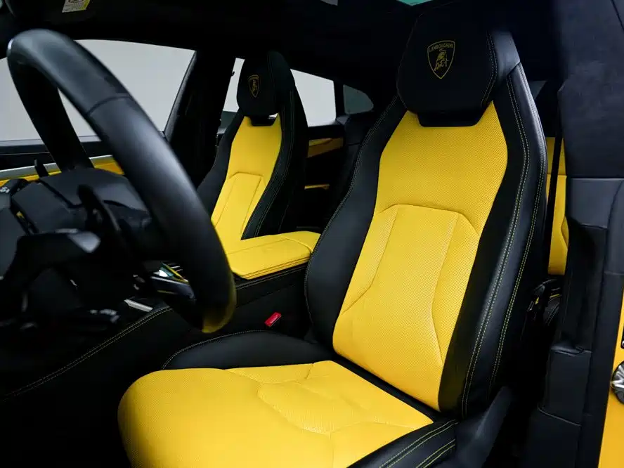 Lamborghini Urus — миниатюра 12